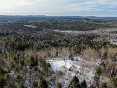 Secluded Cabin on 550 Acres with Stunning Views & Privacy - image 11
