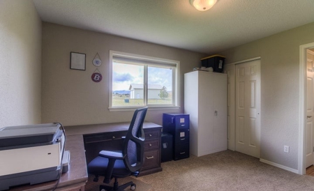 Country Home With Private Airstrip - image 23