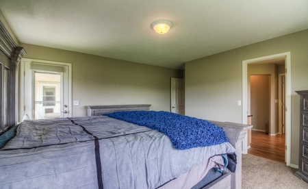 Country Home With Private Airstrip - image 18