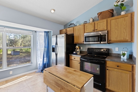 Country Home on 5 Acres in Morriston, FL - image 19