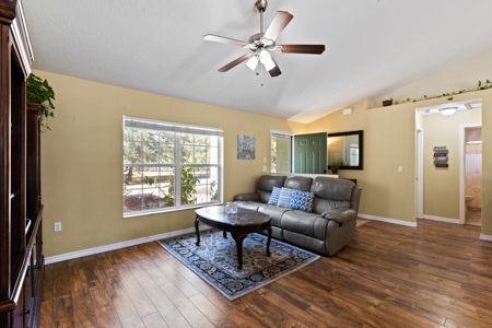 Country Home on 5 Acres in Morriston, FL - image 14