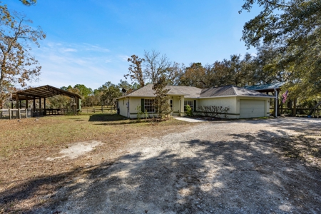 Country Home on 5 Acres in Morriston, FL - image 9