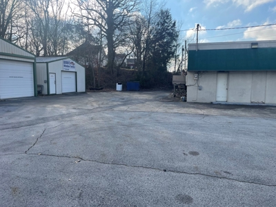 Commercial buildings & lot for sale in downtown Franklin Ky. - image 5