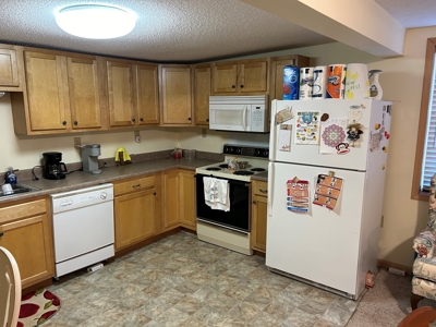 2 Bedroom 1 Bath Block Building W/ Living Space-Liberty, Ky. - image 17