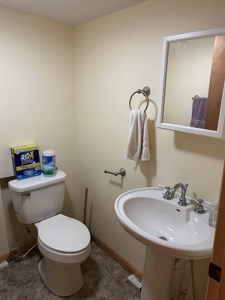 2 Bedroom 1 Bath Block Building W/ Living Space-Liberty, Ky. - image 24