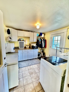 Nevada Missouri Country Home on Small Acreage for Sale - image 4