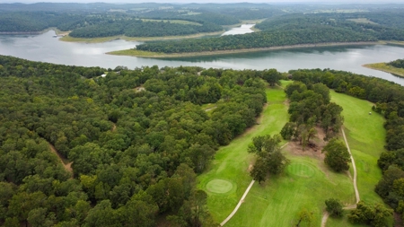 Lake & Golf Community Lots by Bull Shoals Lake in Missouri - image 9
