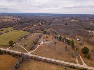 Hobby Farm for Sale in Oregon County Missouri - image 48