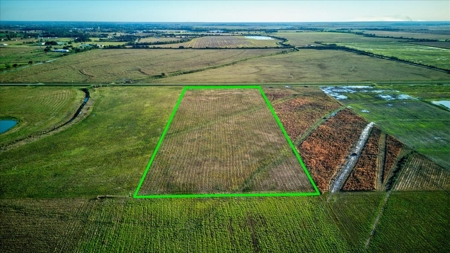Great Property to Build on in Chambers County - image 9