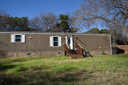 Lake Life Opportunity 144 9th Street, Whitney, TX! - image 9
