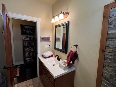 Country Home For Sale Ozark Mountains Spavinaw Creek - image 24