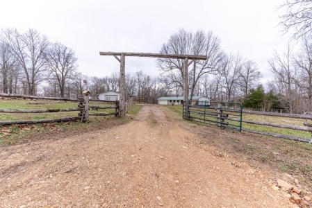 Ozarks Country Home & Farm For Sale Near Salem Ar - image 9