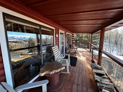 Charming Newly Renovated Cabin for Sale in Westcliffe - image 23