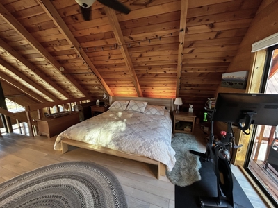 Charming Newly Renovated Cabin for Sale in Westcliffe - image 8