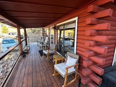 Charming Newly Renovated Cabin for Sale in Westcliffe - image 22