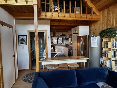 Charming Newly Renovated Cabin for Sale in Westcliffe - image 16