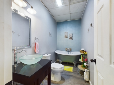 Omaha Home, Rental or Airbnb Historic Property For Sale - image 5