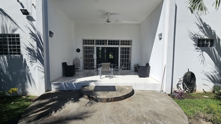 Charming House with pool in Coronado - image 14
