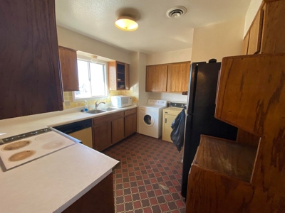 Affordable 3-Bed Home in Estancia – Great Starter or Rental - image 8