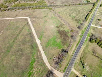 Beautiful 6± Acres of Pastureland in Paris, TX, Lamar Co TX - image 3