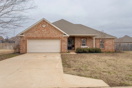 Home For Sale in Jonesboro, AR - image 1