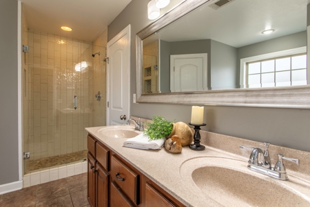 Home For Sale in Jonesboro, AR - image 25