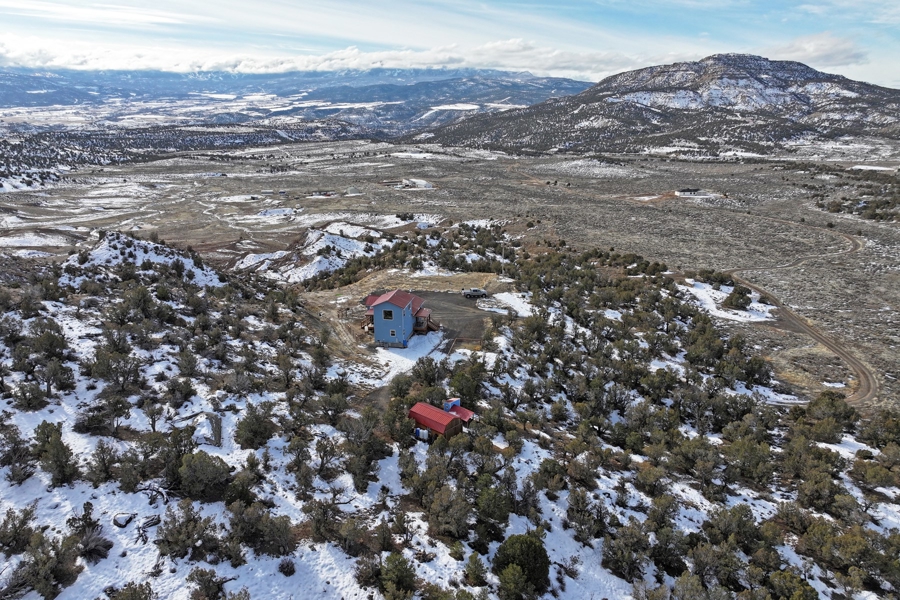 Country Home in Mesa Colorado For Sale