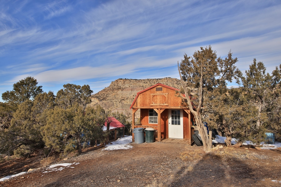 Country Home in Mesa Colorado For Sale