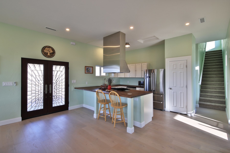 Country Home in Mesa Colorado For Sale