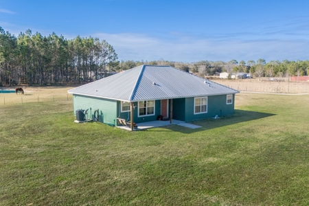 Gated And Fenced Home In The Country, Union County, Fl - image 2