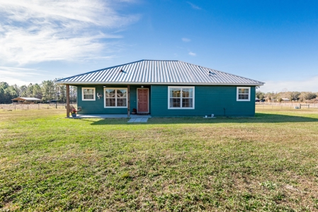 Gated And Fenced Home In The Country, Union County, Fl - image 1