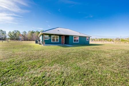 Gated And Fenced Home In The Country, Union County, Fl - image 44