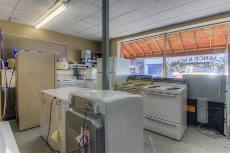Commercial Property, Bakery, Restaurant, Hotel in Naches, WA - image 30