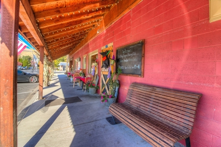 Commercial Property, Bakery, Restaurant, Hotel in Naches, WA - image 41