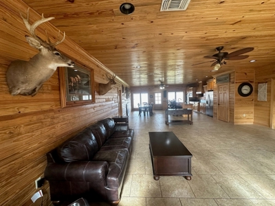 4 Bed 3 Bath House on 125 Acres for Sale In Lasalle Parish - image 8