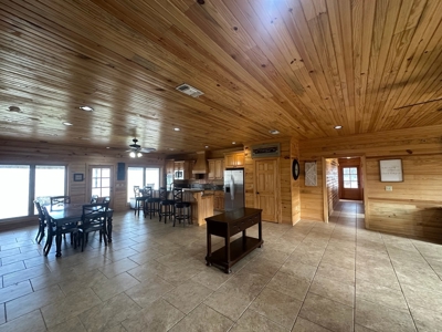 4 Bed 3 Bath House on 125 Acres for Sale In Lasalle Parish - image 6