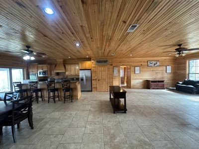 4 Bed 3 Bath House on 125 Acres for Sale In Lasalle Parish - image 5