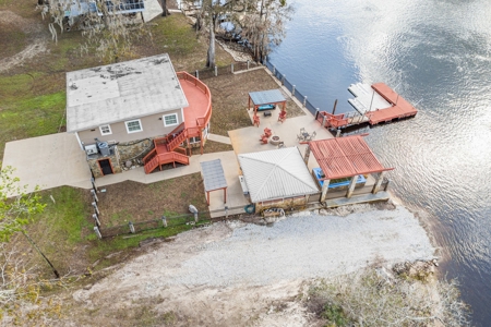 River House With Private Boat Ramp On Famous Suwannee River! - image 4