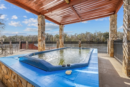 River House With Private Boat Ramp On Famous Suwannee River! - image 43