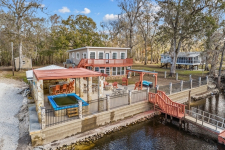 River House With Private Boat Ramp On Famous Suwannee River! - image 14