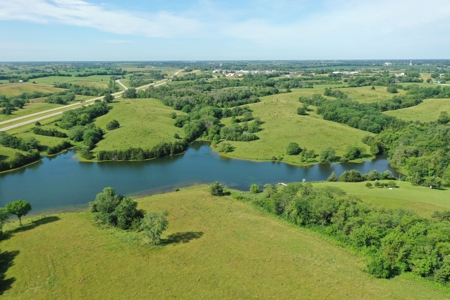 193 Acre Farm For Sale Located in Lamoni, Iowa - image 4