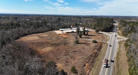Commercial Property with Acreage for Sale in Camden, Alabama - image 6