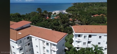 4-Bedroom Beachside Condo with Ocean Views in Mirador Las La - image 6