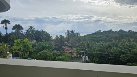 4-Bedroom Beachside Condo with Ocean Views in Mirador Las La - image 23
