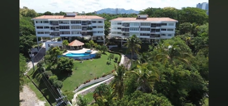 4-Bedroom Beachside Condo with Ocean Views in Mirador Las La - image 2