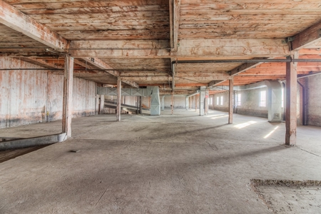 Prime Downtown Yakima Commercial Property for Sale – 50,000+ SQFT of Versatile Space - image 11