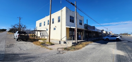 Commercial Building on Highway 67 in Mertzon, Texas - image 26