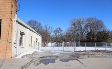 Commercial Property For Sale in Downtown Clinton, MO! - image 23