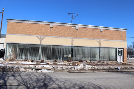 Commercial Property For Sale in Downtown Clinton, MO! - image 16