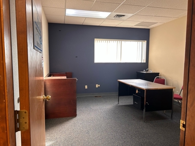 Commercial Lease In Yakima, WA - image 2